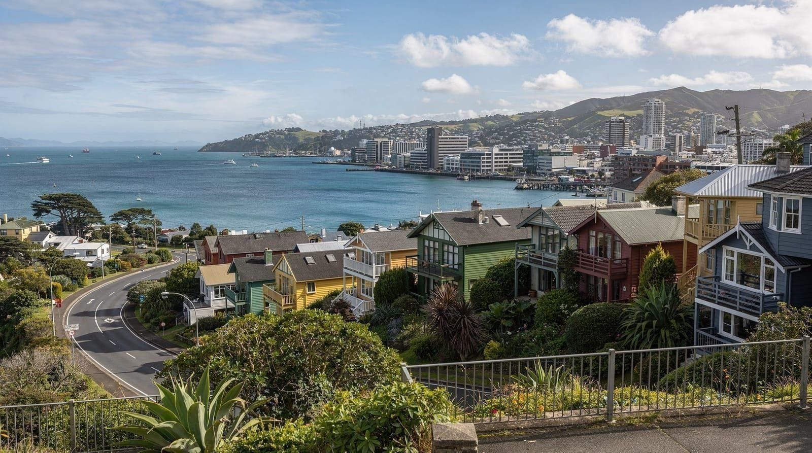 Wellington: Easy Rider Guided eBike Tour